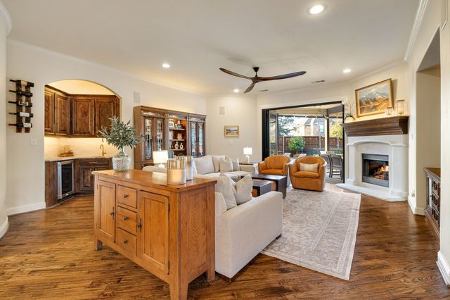 2562 Allendale Drive, Frisco, TX 75034