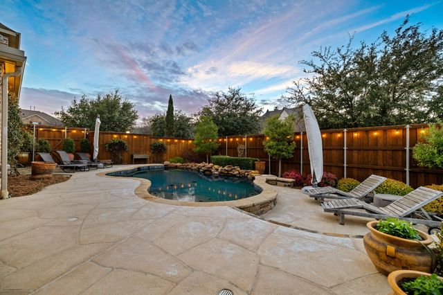 2562 Allendale Drive, Frisco, TX 75034