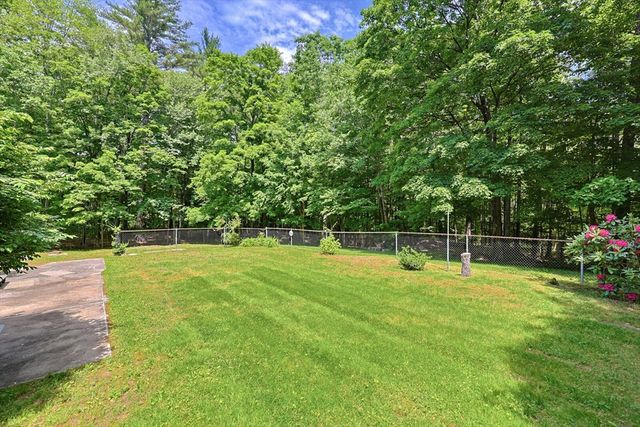 82 Wheeler St, Pepperell, MA 01463