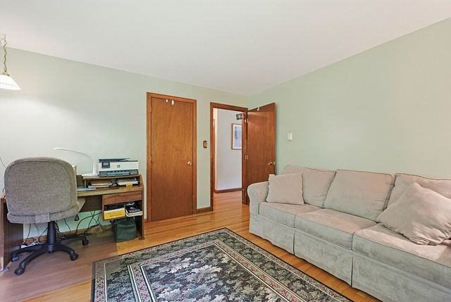 82 Wheeler St, Pepperell, MA 01463