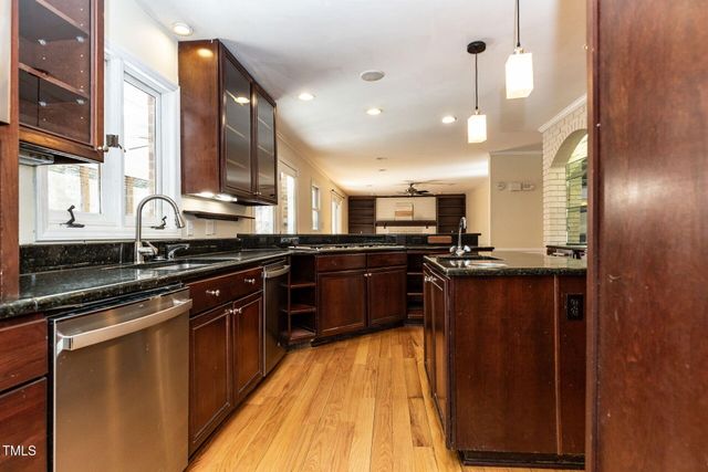 501 Queensferry Road, Cary, NC 27511
