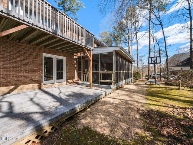 501 Queensferry Road, Cary, NC 27511