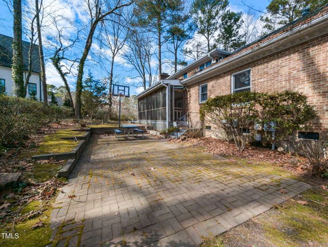 501 Queensferry Road, Cary, NC 27511