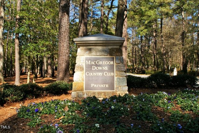 501 Queensferry Road, Cary, NC 27511