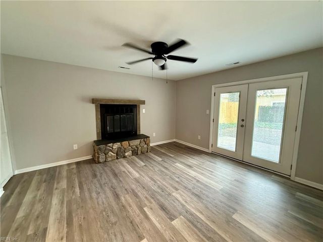 869 Carew RD, Virginia Beach, VA 23462