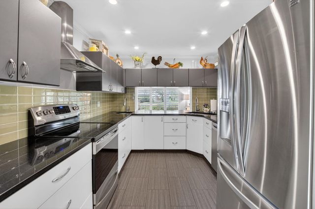22340 Greentree Circle, Boca Raton, FL 33433