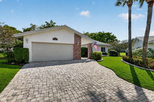22340 Greentree Circle, Boca Raton, FL 33433
