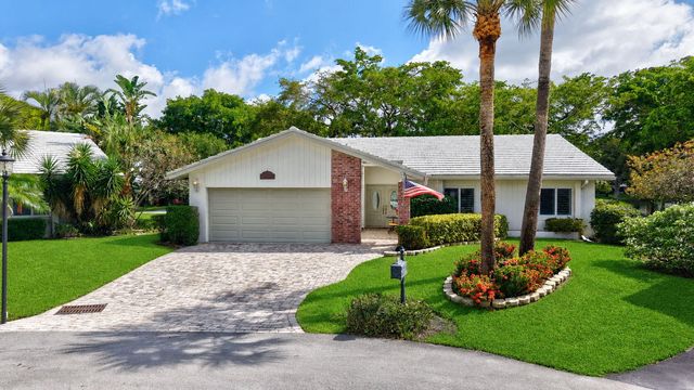 22340 Greentree Circle, Boca Raton, FL 33433