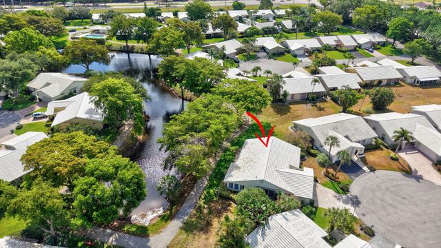 22340 Greentree Circle, Boca Raton, FL 33433