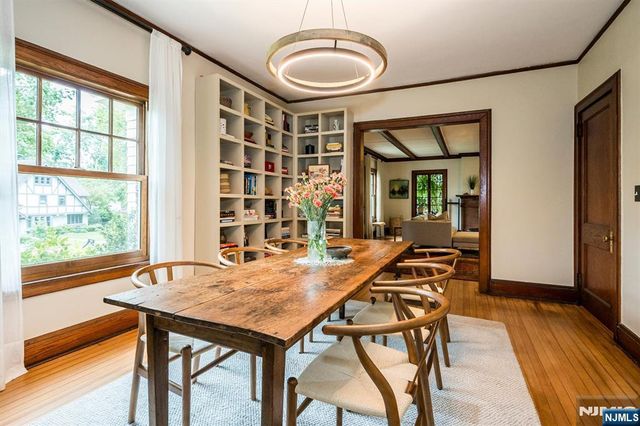 42 Hamilton Road, Glen Ridge, NJ 07028