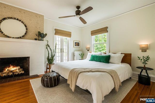 42 Hamilton Road, Glen Ridge, NJ 07028