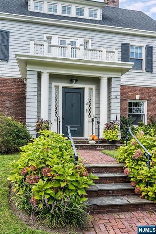 42 Hamilton Road, Glen Ridge, NJ 07028