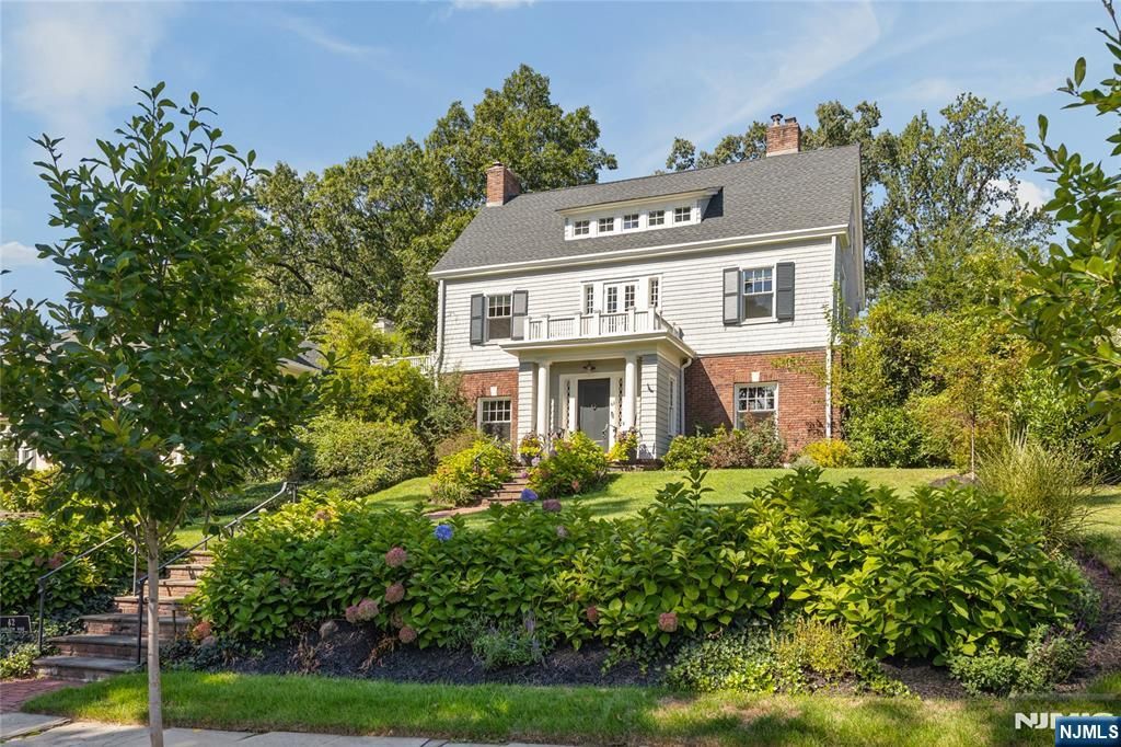 42 Hamilton Road, Glen Ridge, NJ 07028