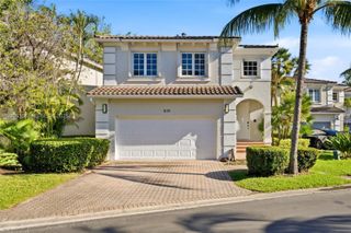 3135 NE 211 ST, Aventura, FL 33180
