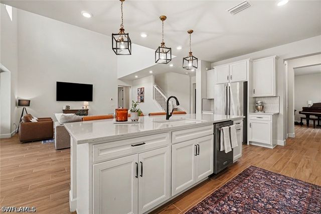 19575 The Place BLVD, Estero, FL 33928