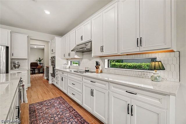 19575 The Place BLVD, Estero, FL 33928