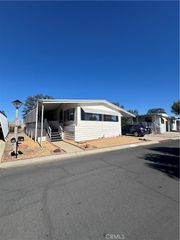 27601 Sun City, Sun City, CA 92586