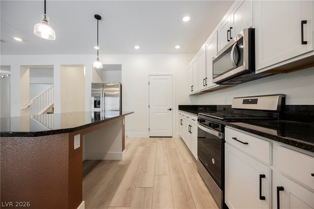 8683 Black Cordon Road, Las Vegas, NV 89139