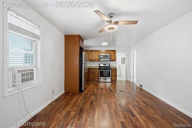 1592 Shevlin Street, Ferndale, MI 48220