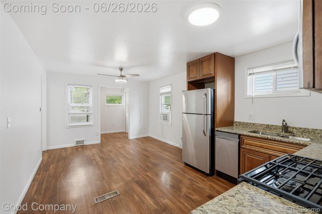 1592 Shevlin Street, Ferndale, MI 48220