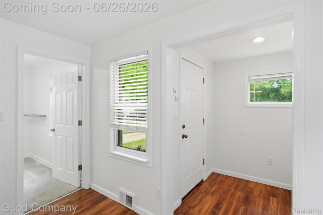1592 Shevlin Street, Ferndale, MI 48220