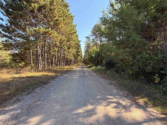 1028 Rasho Road, Traverse City, MI 49686