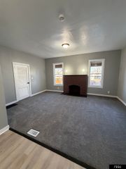 5334 N 27 Avenue, Omaha, NE 68111