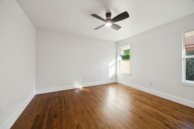 10228 San Juan Avenue, Dallas, TX 75228