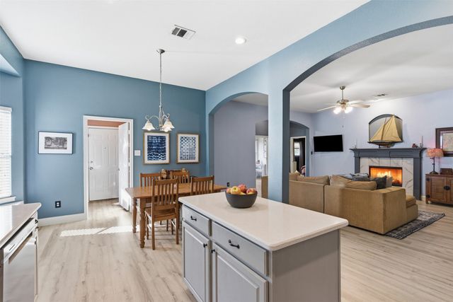 1516 Chestnut Drive, Savannah, TX 76227