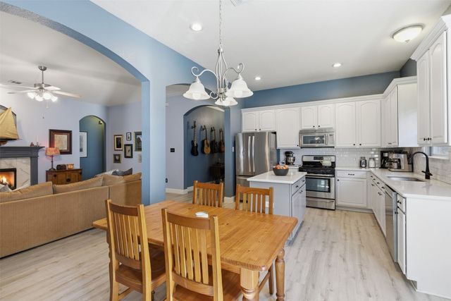 1516 Chestnut Drive, Savannah, TX 76227