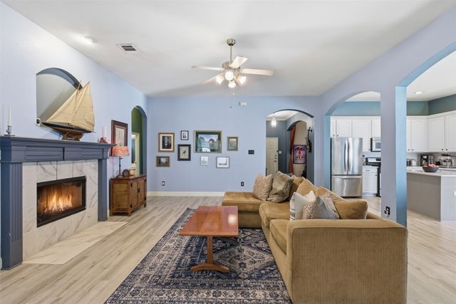 1516 Chestnut Drive, Savannah, TX 76227