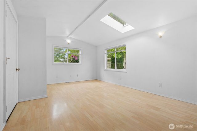 11710 & 11708 Vickery Avenue E, Tacoma, WA 98446