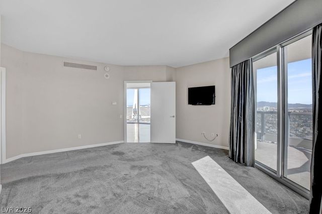 322 Karen Avenue 2207, Las Vegas, NV 89109