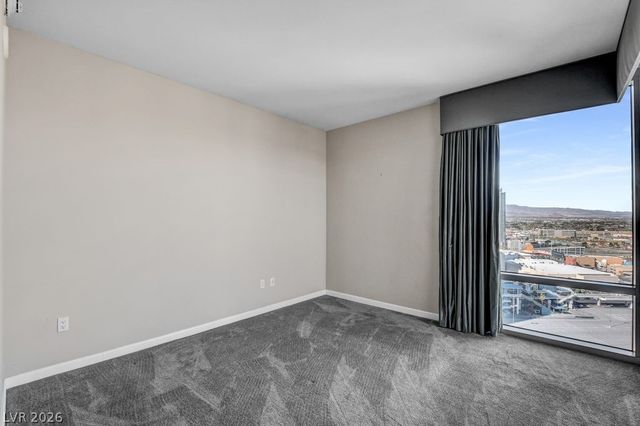 322 Karen Avenue 2207, Las Vegas, NV 89109