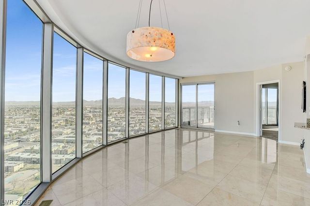 322 Karen Avenue 2207, Las Vegas, NV 89109