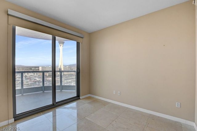 322 Karen Avenue 2207, Las Vegas, NV 89109