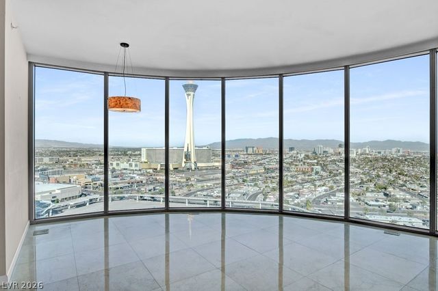 322 Karen Avenue 2207, Las Vegas, NV 89109