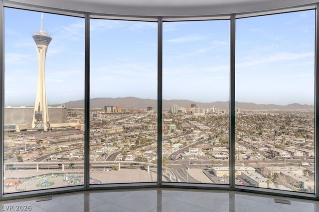 322 Karen Avenue 2207, Las Vegas, NV 89109