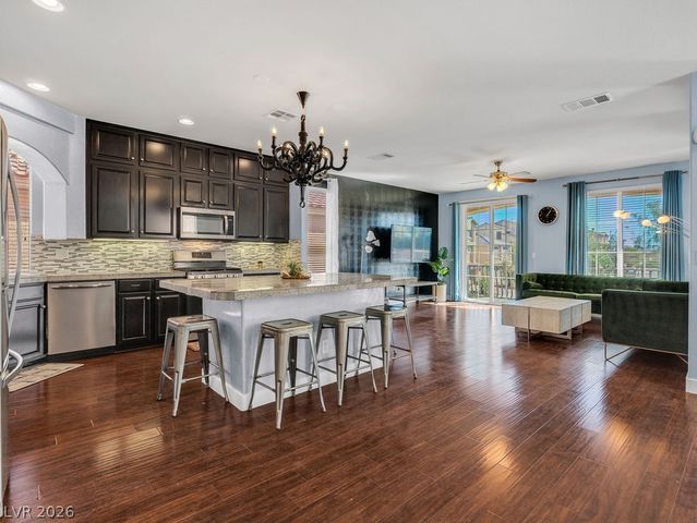 4490 West Camero Avenue, Las Vegas, NV 89139