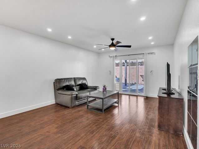 4490 West Camero Avenue, Las Vegas, NV 89139