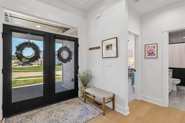 14431 Persimmon Drive, Urbandale, IA 50323