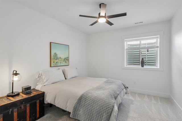 14431 Persimmon Drive, Urbandale, IA 50323