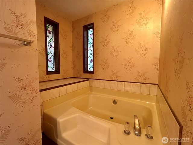 9043 3rd Way SE, Olympia, WA 98513