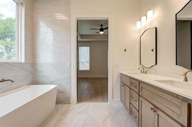 3425 Sardina Way, Edmond, OK 73034