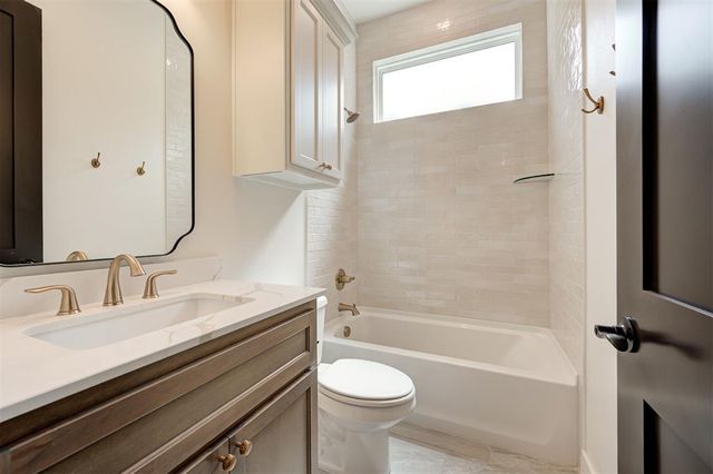 3425 Sardina Way, Edmond, OK 73034