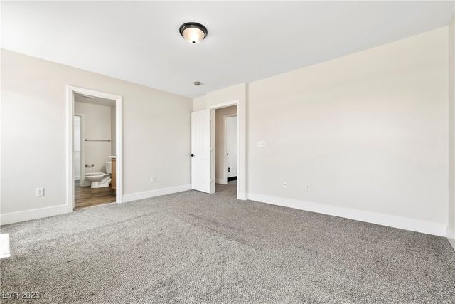 5824 Gemstone Peak Street, North Las Vegas, NV 89031