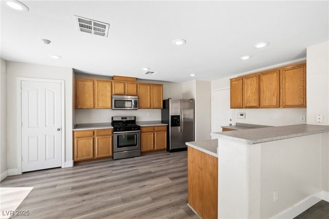 5824 Gemstone Peak Street, North Las Vegas, NV 89031