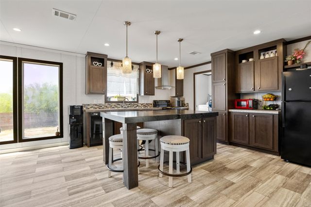 595 Tahoe DR, Kyle, TX 78640