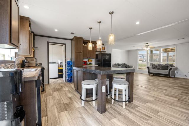 595 Tahoe DR, Kyle, TX 78640