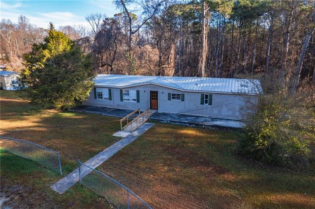 429 Moore Street, Jasper, GA 30143